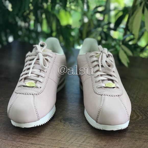 NWT Nike Cortez LA Particle Beige/Sail WMNS - Picture 6 of 8